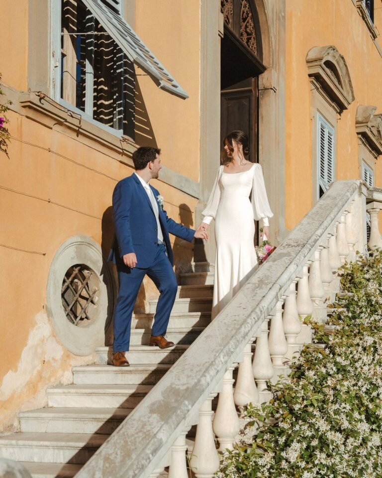 villa-lungomonte-balcony-steps