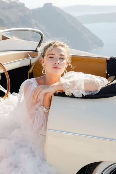 rocabella-santorini-bride-soft-light